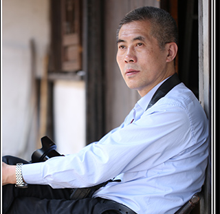 雍振华-1.jpg